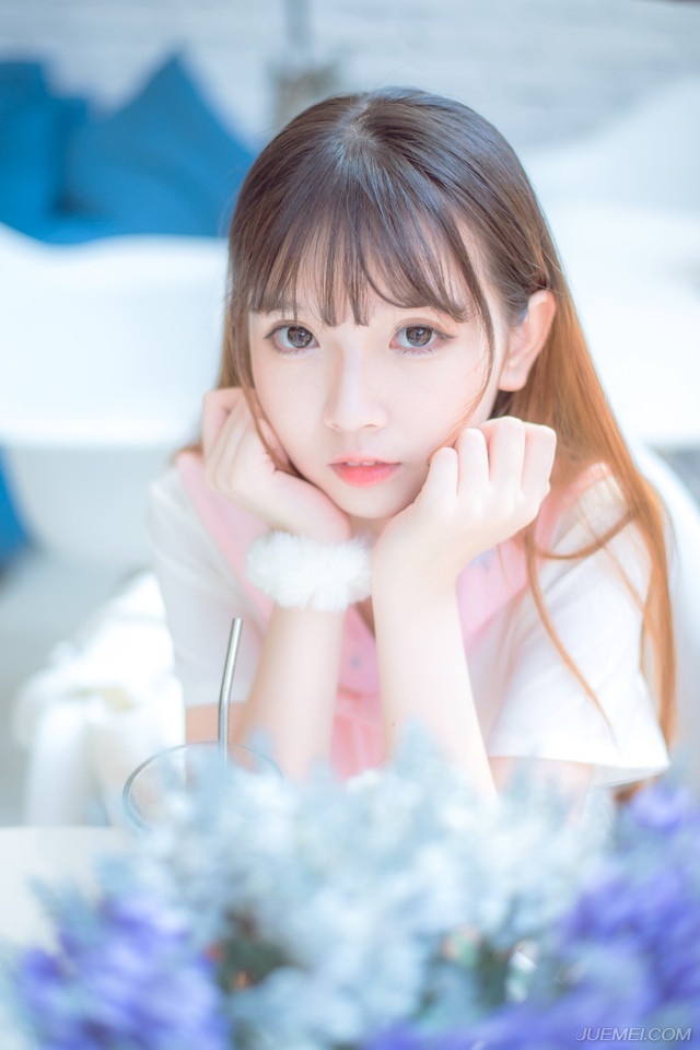 幸福是可以通过学习来获得的，尽管它不是我们的母语。——韩寒